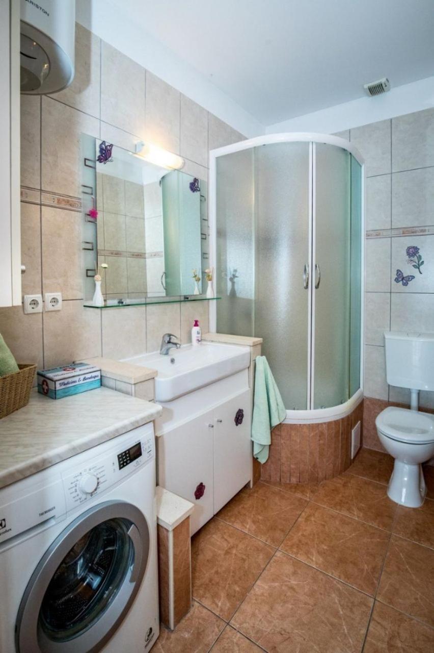 Apartment Damir Tučepi Kültér fotó